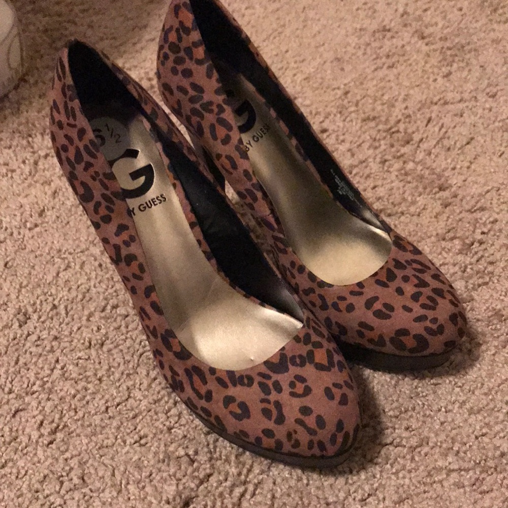 Guess leopard platform pumps